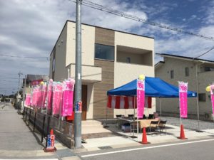 台風が接近中ですが、週末に見学会開催します！