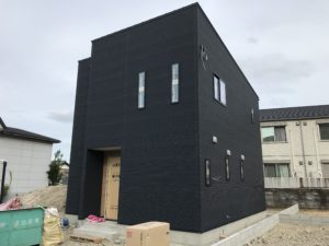 建部瓦屋寺モデルハウス完成間近！！