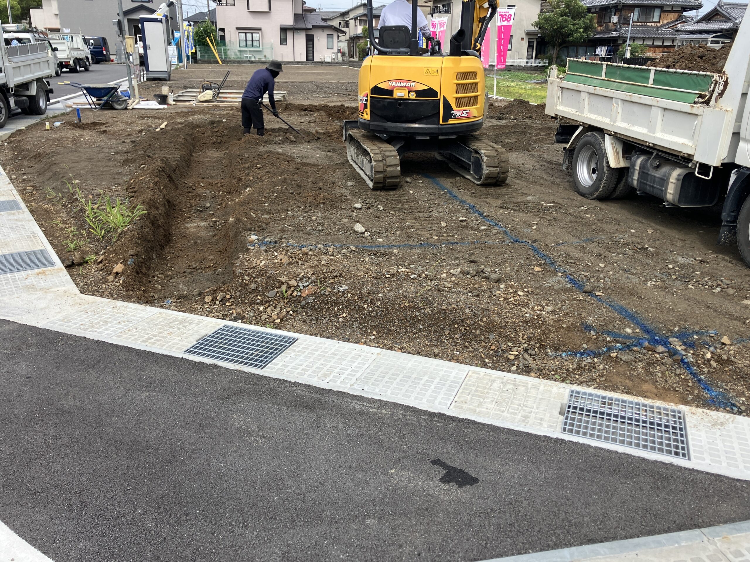 6/13　工事が始まりました🏕️
