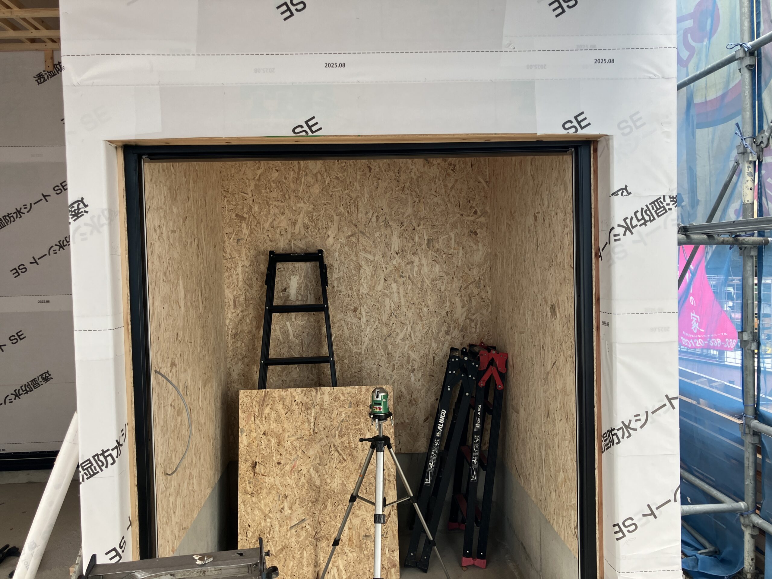 10/19 シャッター取付工事